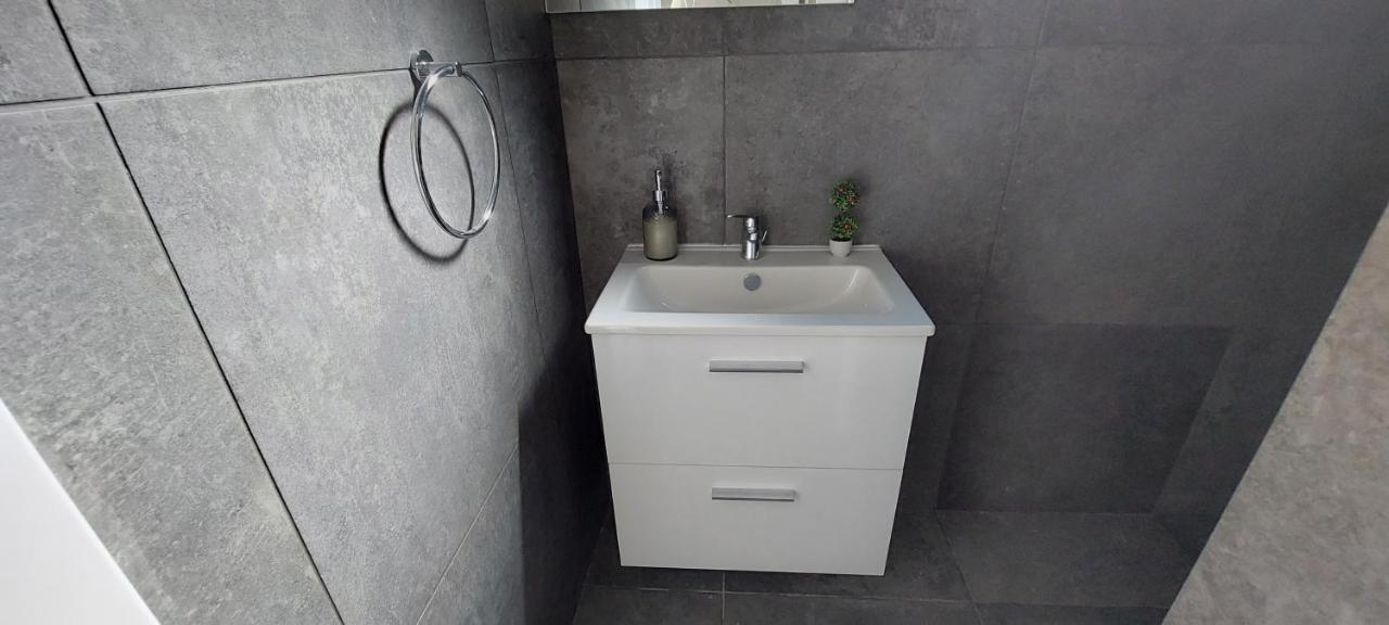 Eleantre Holiday Apartments Пафос Экстерьер фото